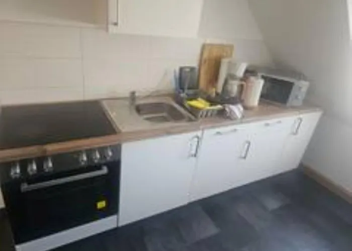 Schoene Vollausgestattete Monteurs- Gaestewohnung Naehe Raffinerie Leuna Und Geiseltalsee 0308 Braunsbedra